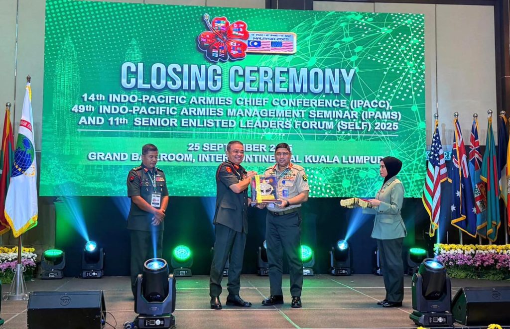 Army Chief Waker-Uz-Zaman returns after Malaysia visit