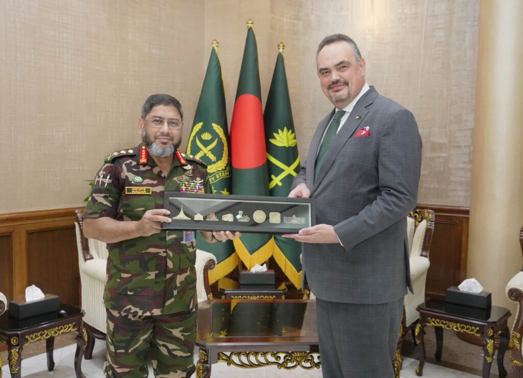 US ambassador pays courtesy call on Bangladesh Army chief